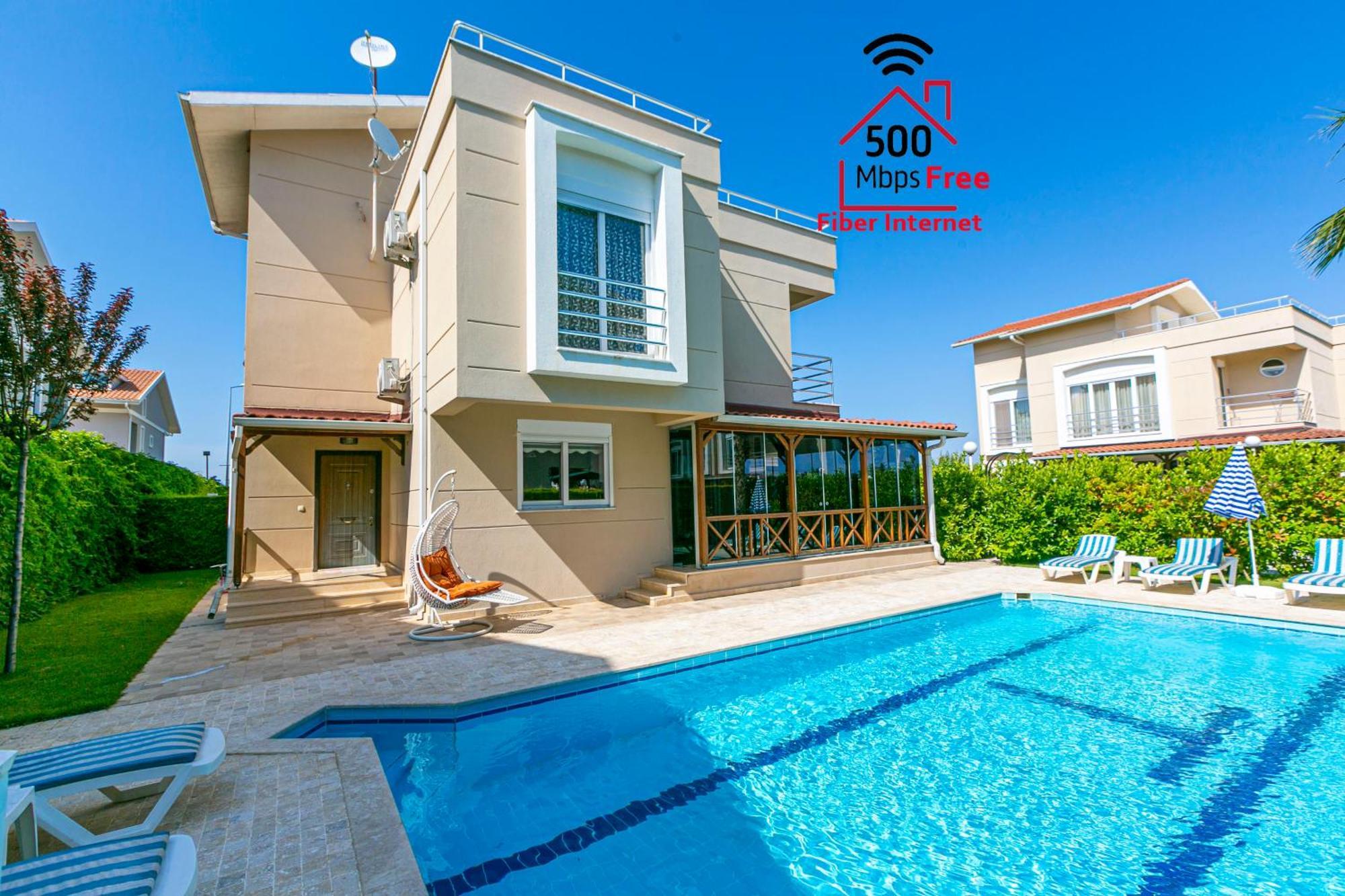 Paradise Town Villa Beltania Belek Bagian luar foto