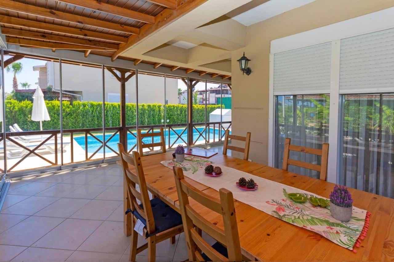 Paradise Town Villa Beltania Belek Bagian luar foto